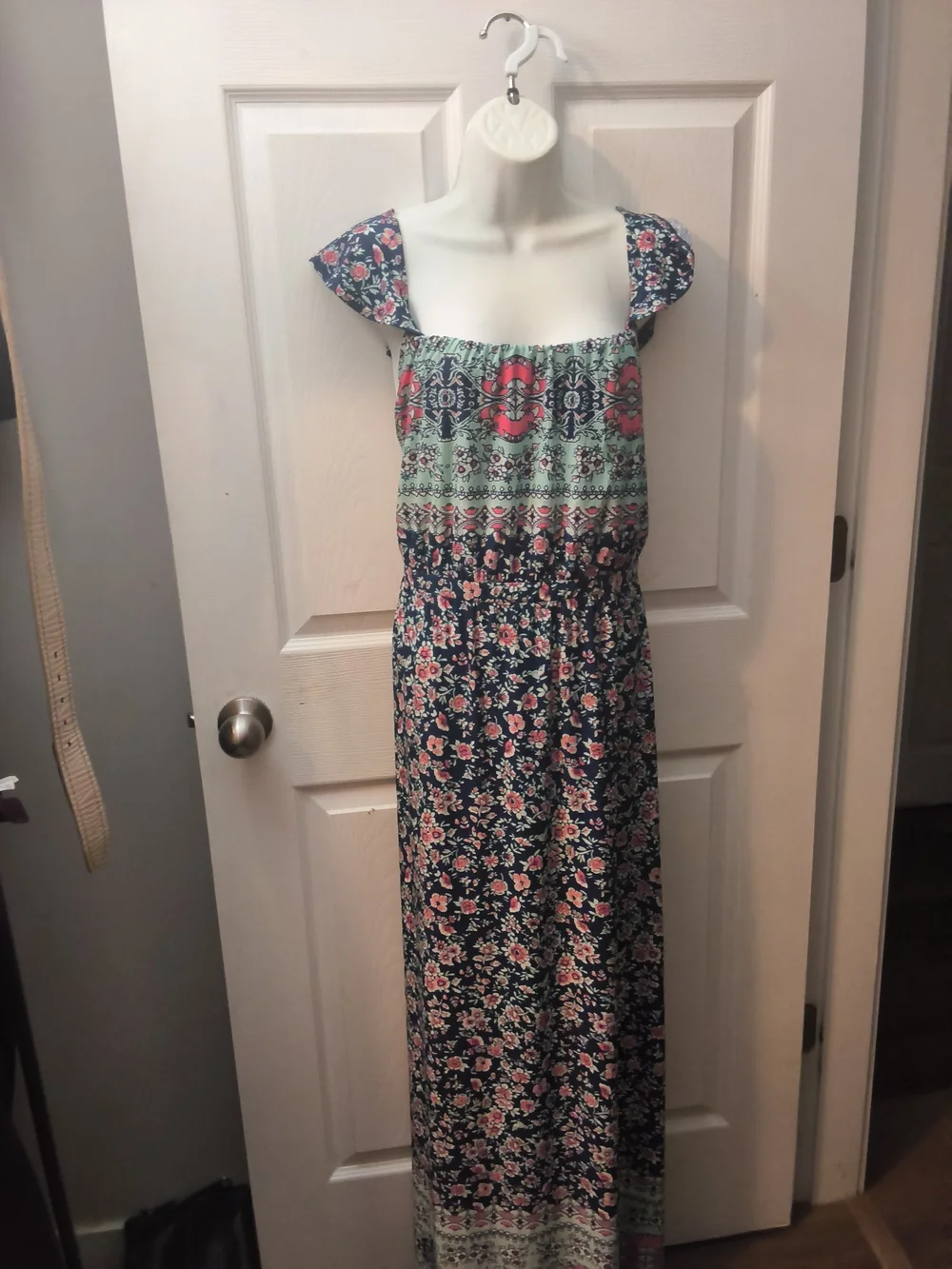 Rickis Navy Floral Maxi Dress with Mint Accent - Picture 14 of 16